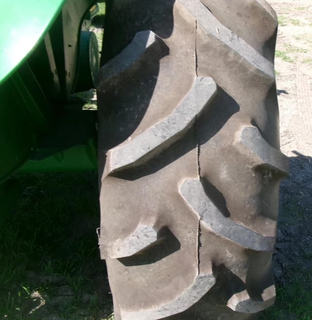 Image of John Deere 720 equipment image 3