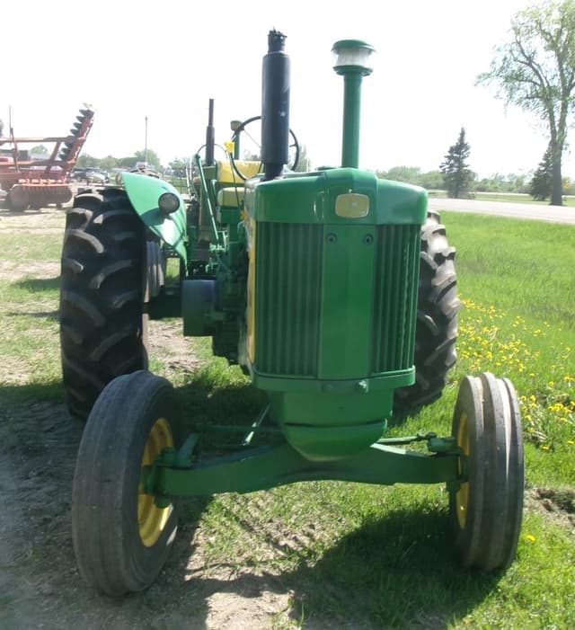 Image of John Deere 720 equipment image 1