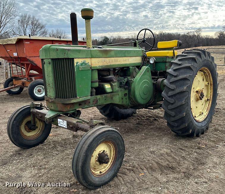 Image of John Deere 720 Primary image