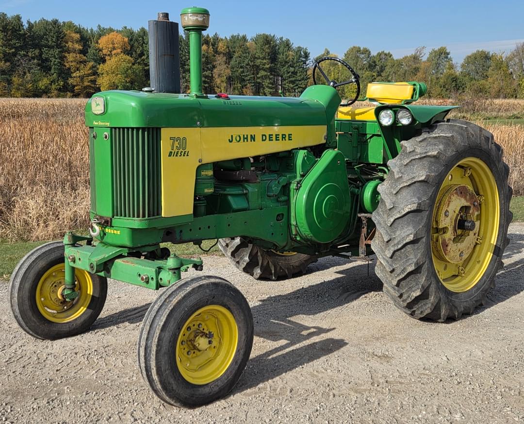 Image of John Deere 730 Primary image