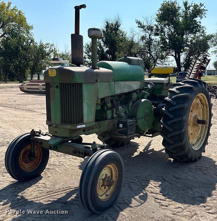 Image of John Deere 730 Primary image