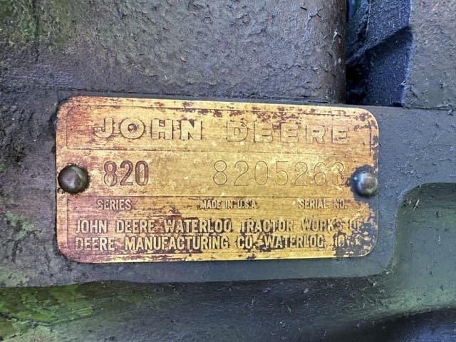 Image of John Deere 820 equipment image 2