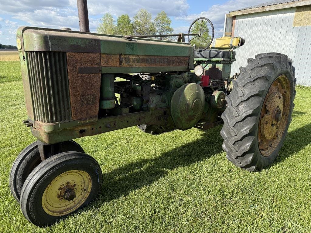1958 John Deere 620 Equipment Image0