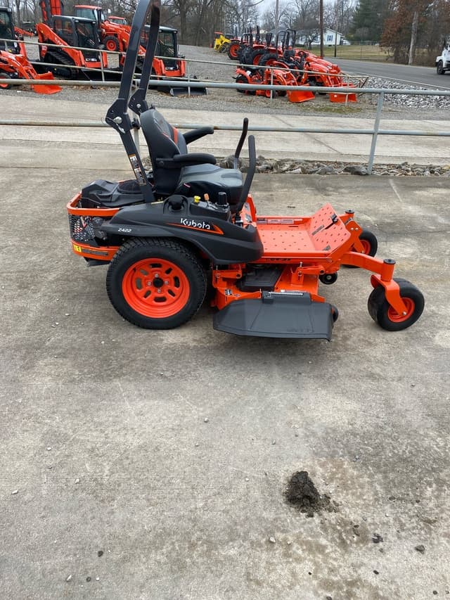 Image of Kubota Z422KW equipment image 2