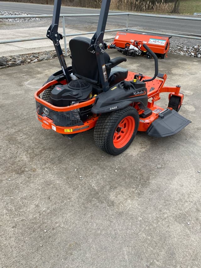 Image of Kubota Z422KW equipment image 3