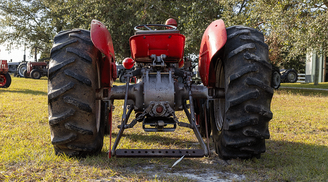 Image of Massey Ferguson 35 equipment image 4