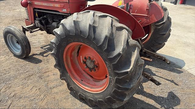 Image of Massey Ferguson 65 equipment image 4