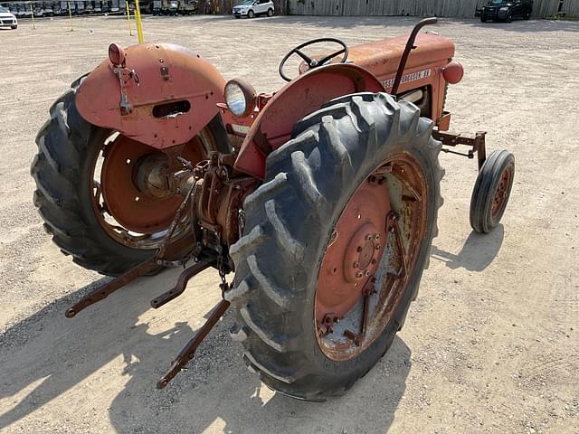 Image of Massey Ferguson 65 equipment image 4