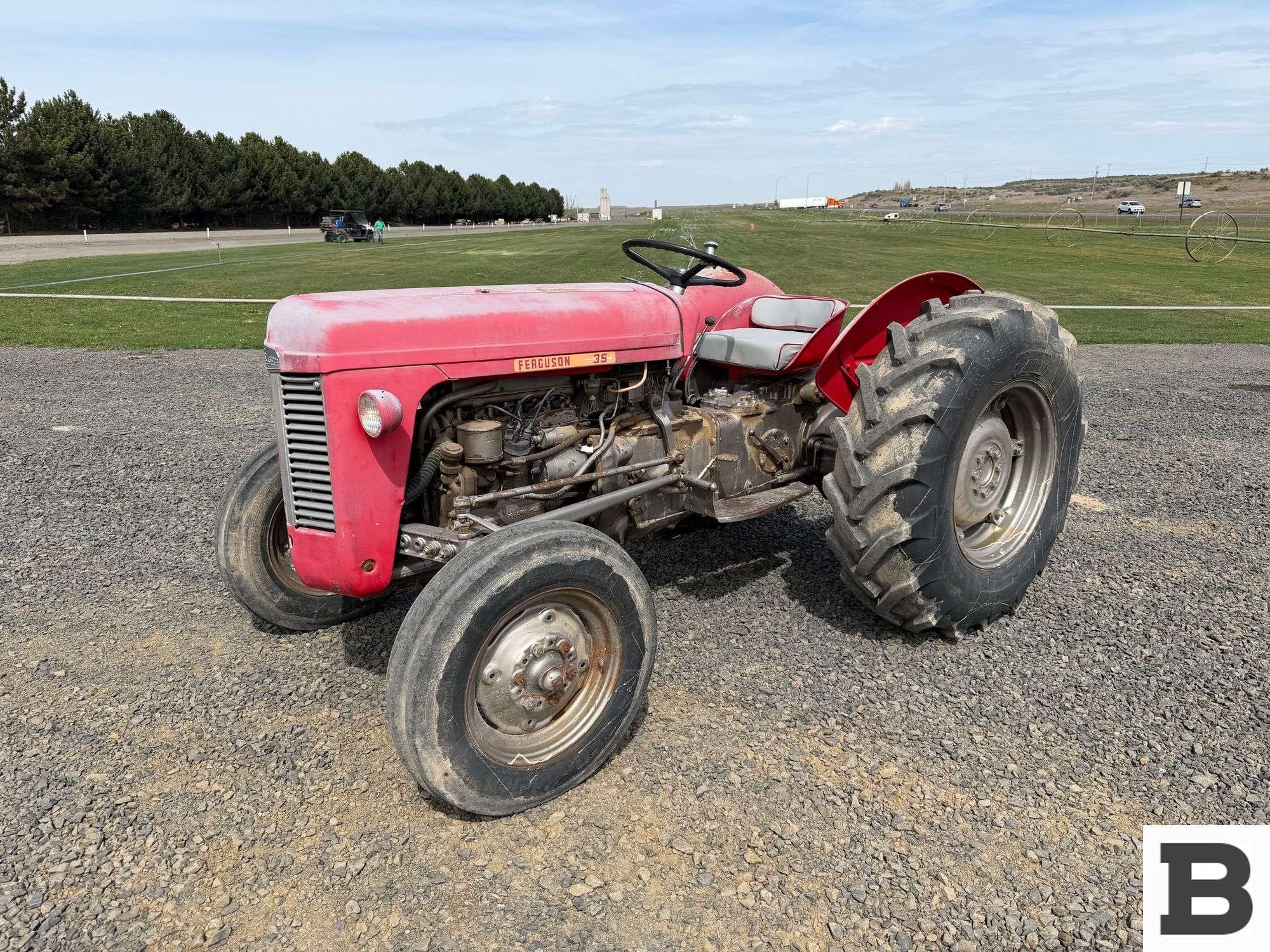 1958 Massey Ferguson TO-35 Equipment Image0