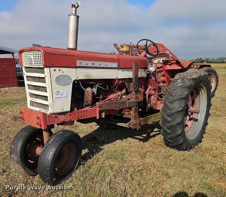 1958 Farmall 460 Equipment Image0