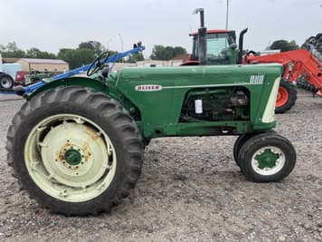 Main image Oliver 880