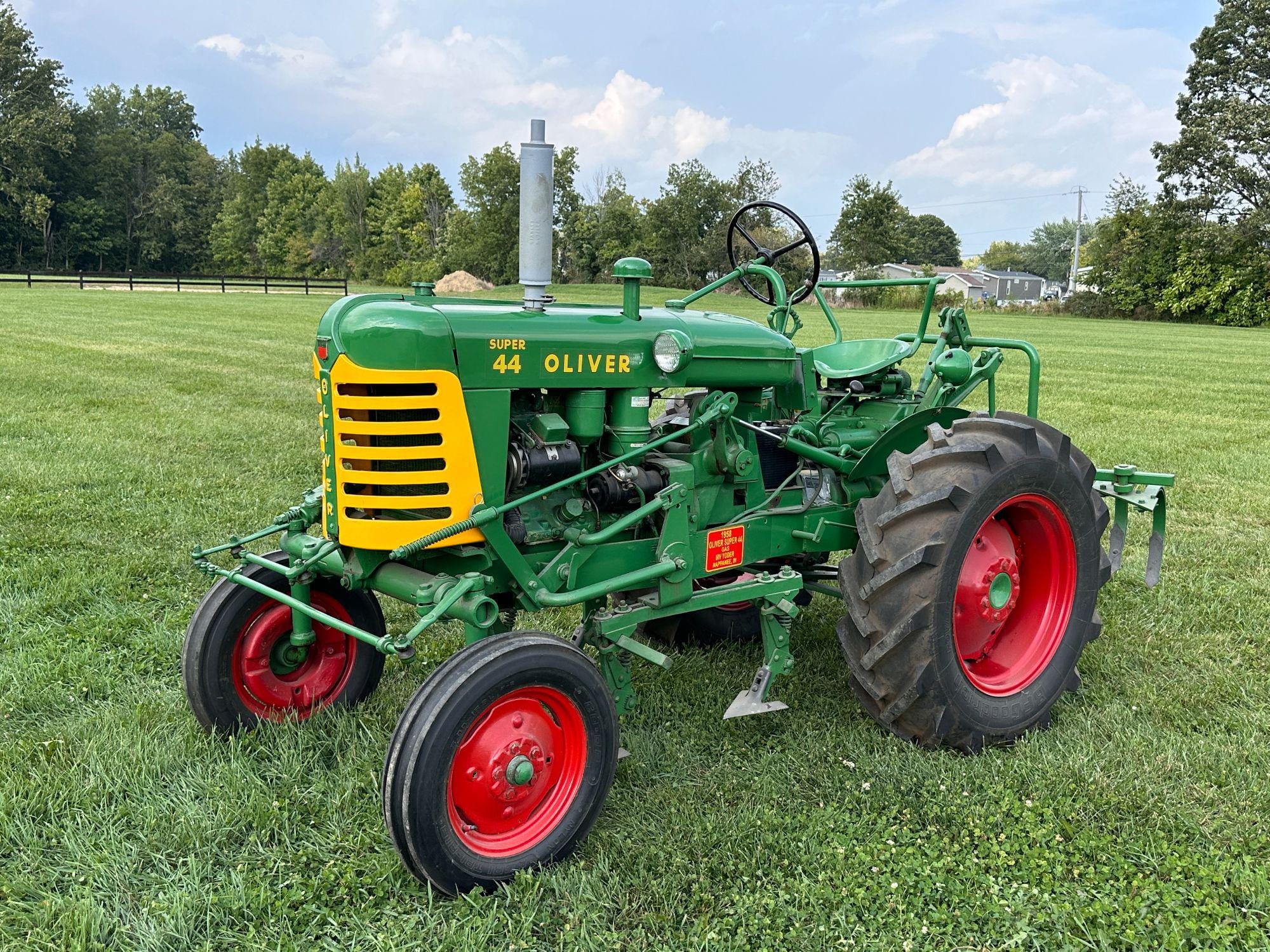 Main image Oliver Super 44