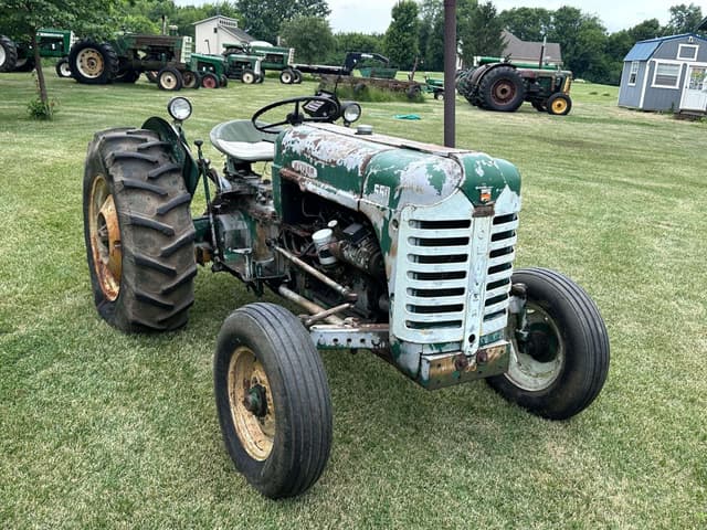 Image of Oliver Super 55 equipment image 3