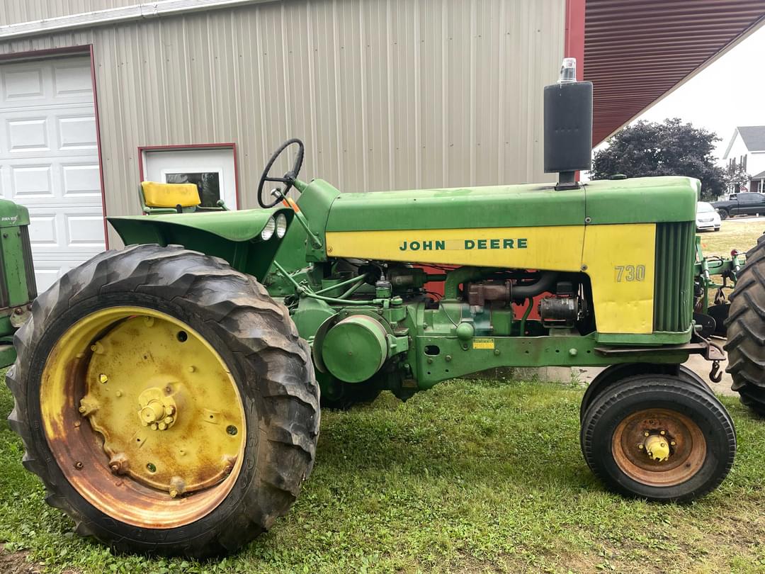 Image of John Deere 730 Primary image