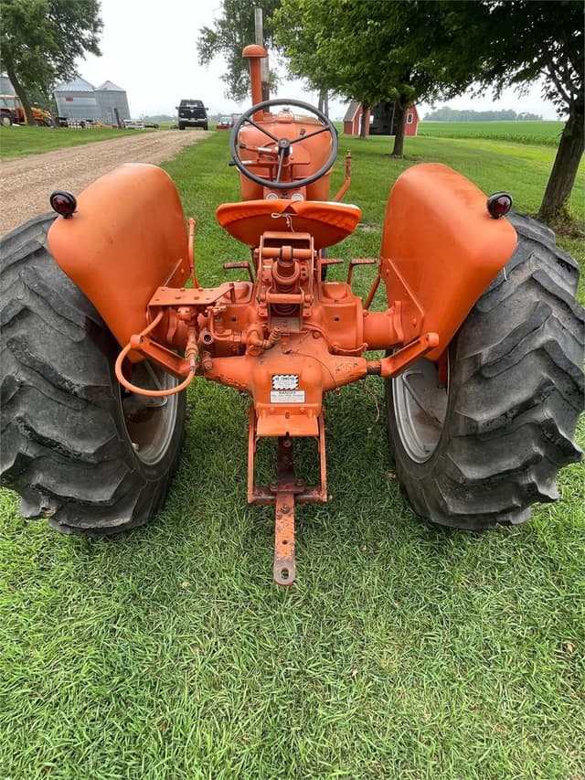 Image of Allis Chalmers D17 equipment image 4