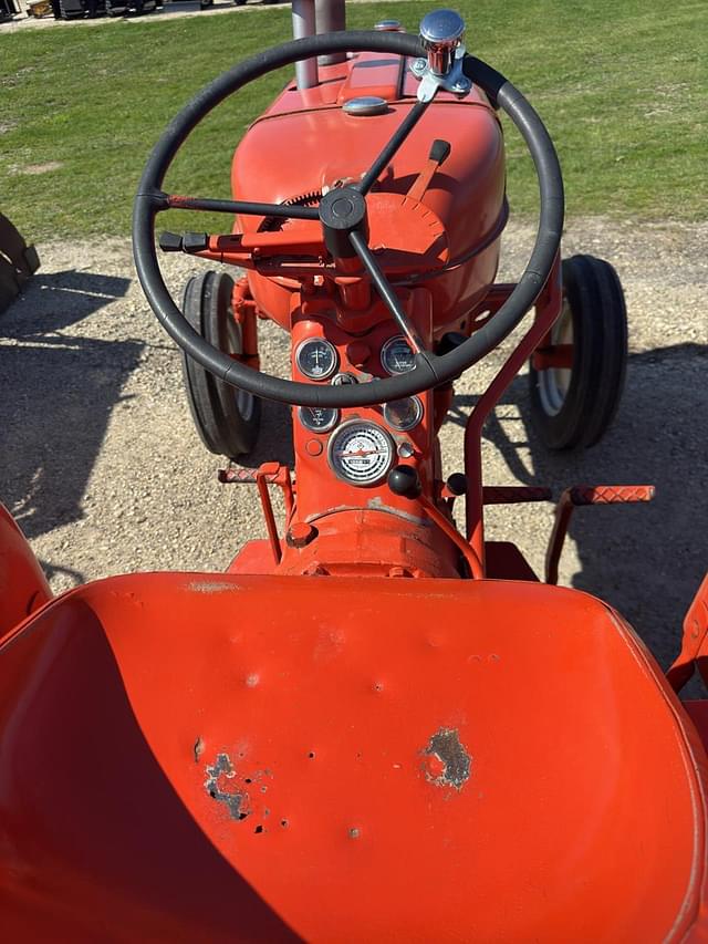 Image of Allis Chalmers D14 equipment image 4