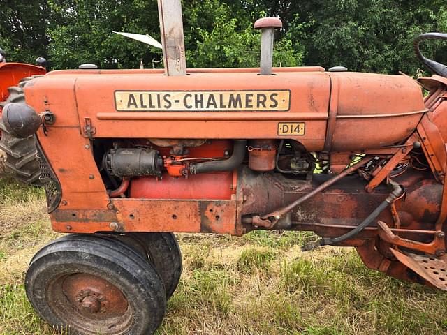 Image of Allis Chalmers D14 equipment image 4