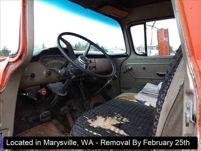 Image of Chevrolet Viking 60 equipment image 2