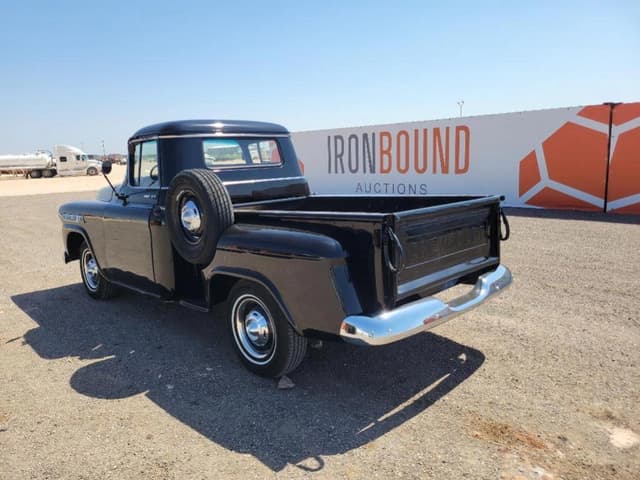 Image of Chevrolet Apache equipment image 2
