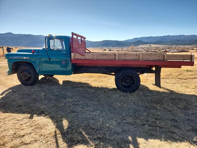 Image of Chevrolet Viking 60 equipment image 4