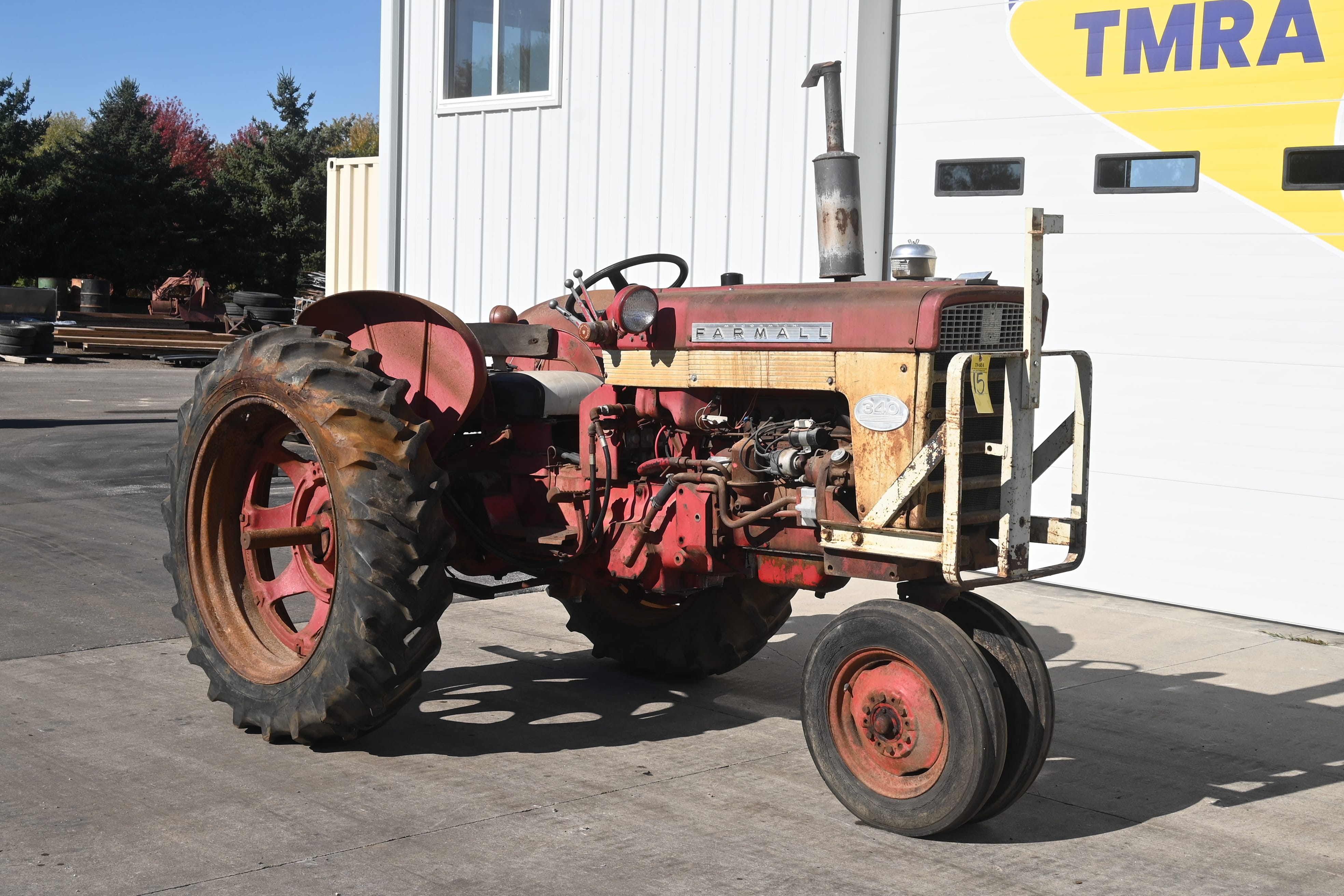 1959 Farmall 340 Equipment Image0