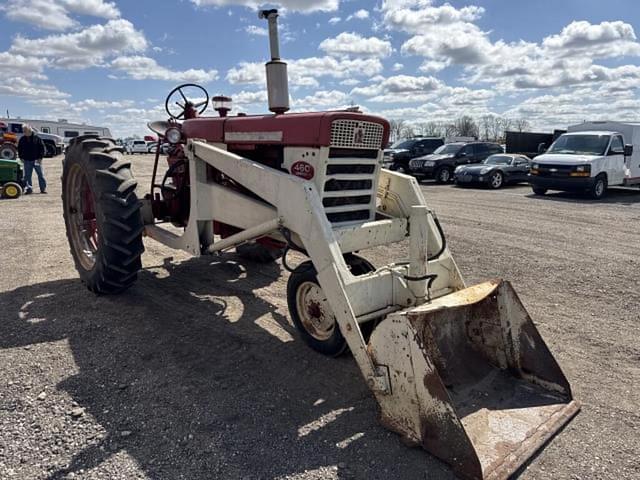 Image of Farmall 460 equipment image 4