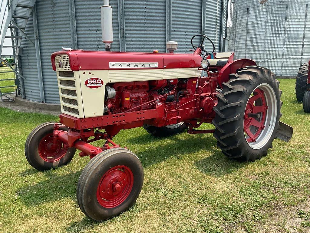 Image of Farmall 560  Primary image