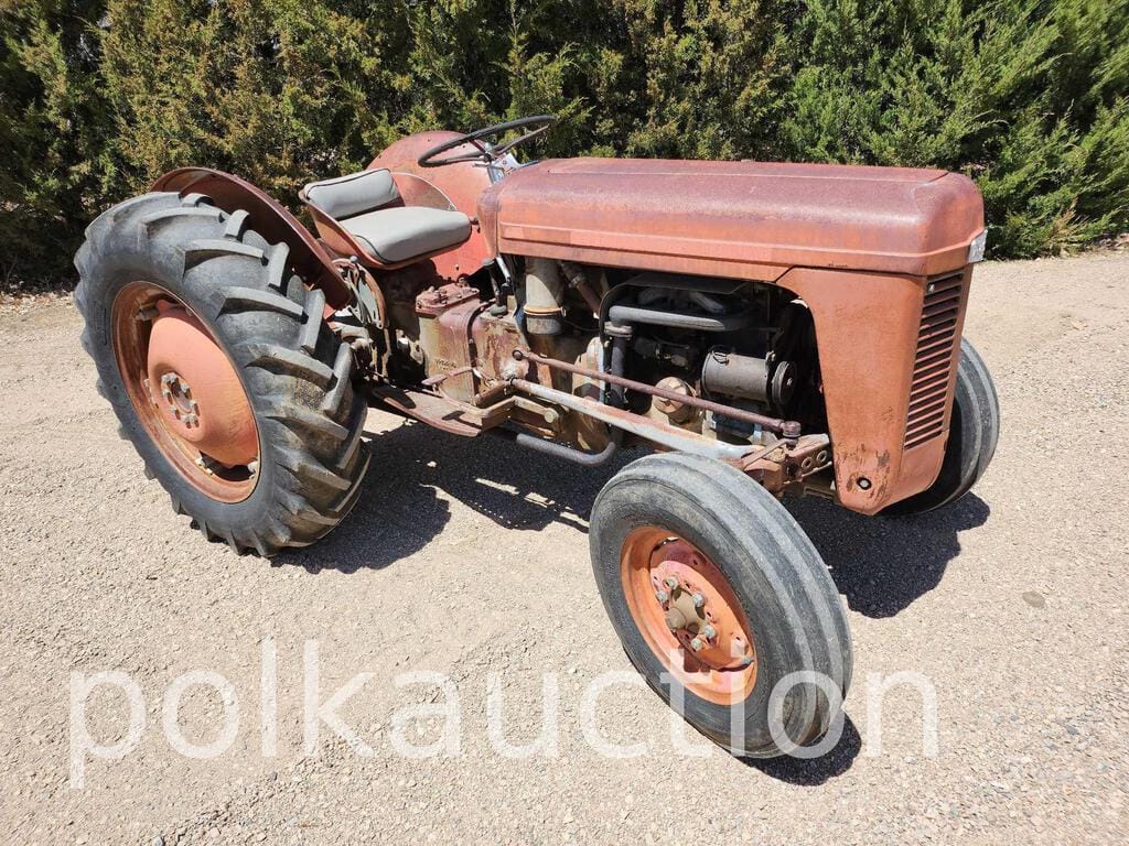 Main image Massey Ferguson TO-35