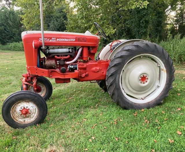 Image of Ford 541 equipment image 2