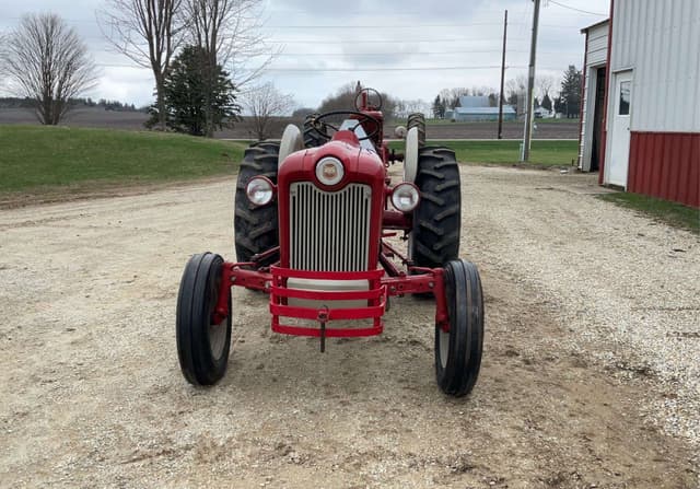 Image of Ford 641 equipment image 2