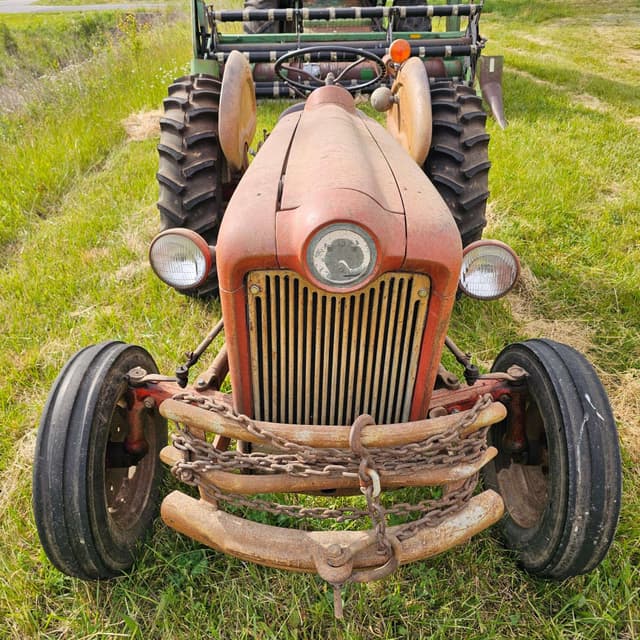 Image of Ford 641 equipment image 1