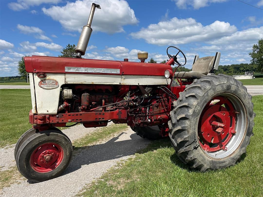 Image of International Harvester 460 Primary image