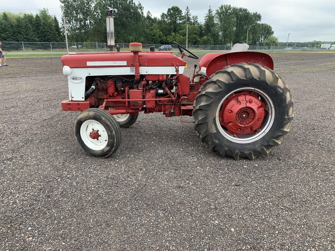 Image of International Harvester 460 Primary image