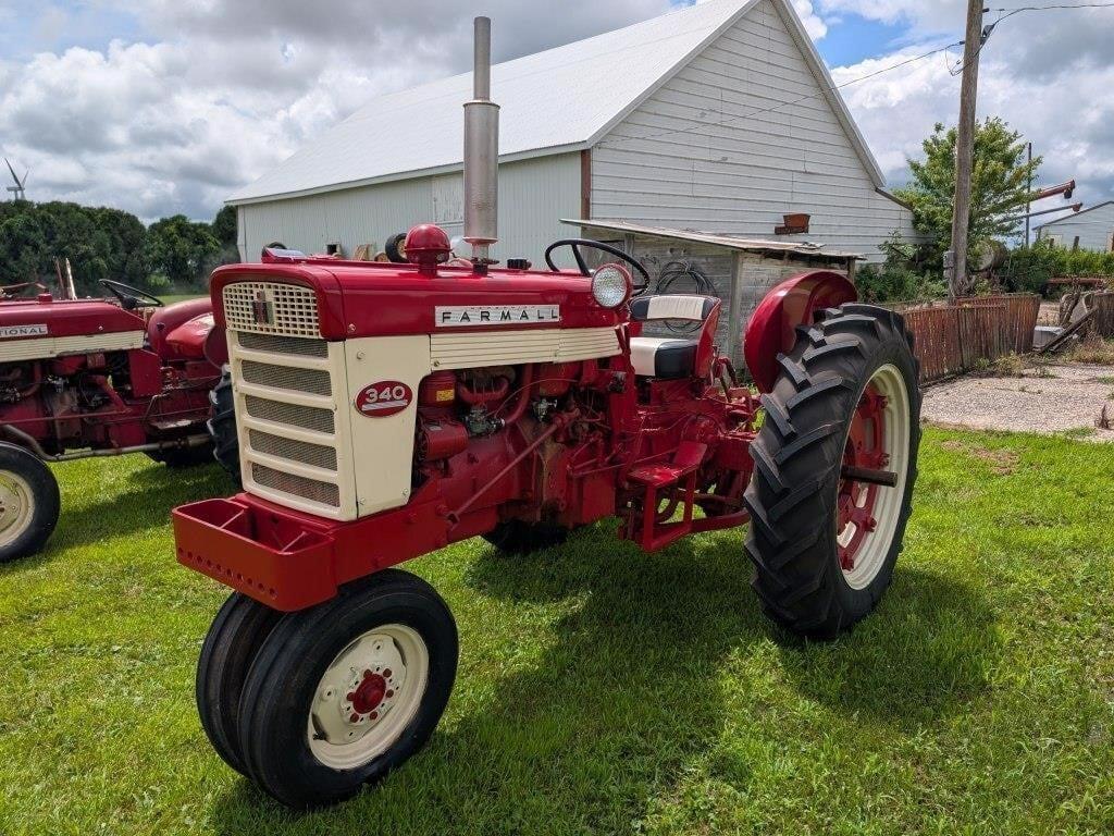 Image of Farmall 340 Primary image