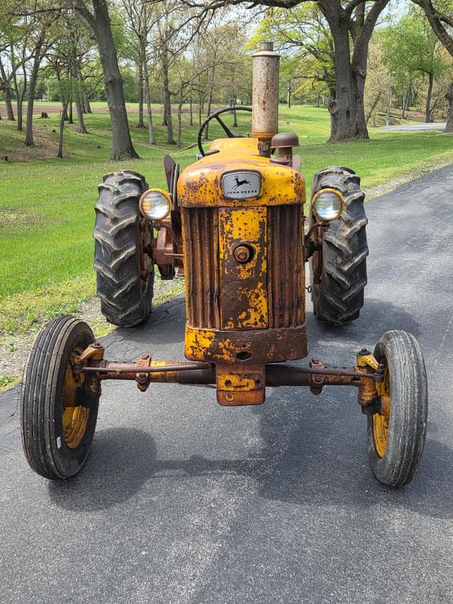 Image of John Deere 330 equipment image 1