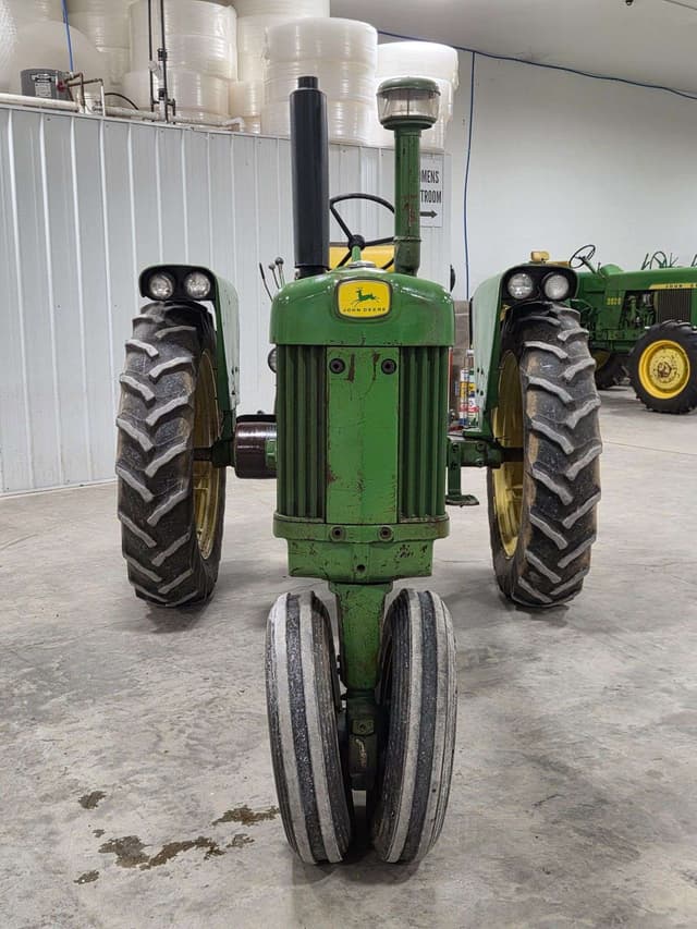 Image of John Deere 530 equipment image 1