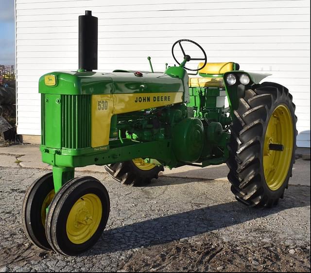 Image of John Deere 530 equipment image 1