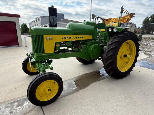 Image of John Deere 530 equipment image 1