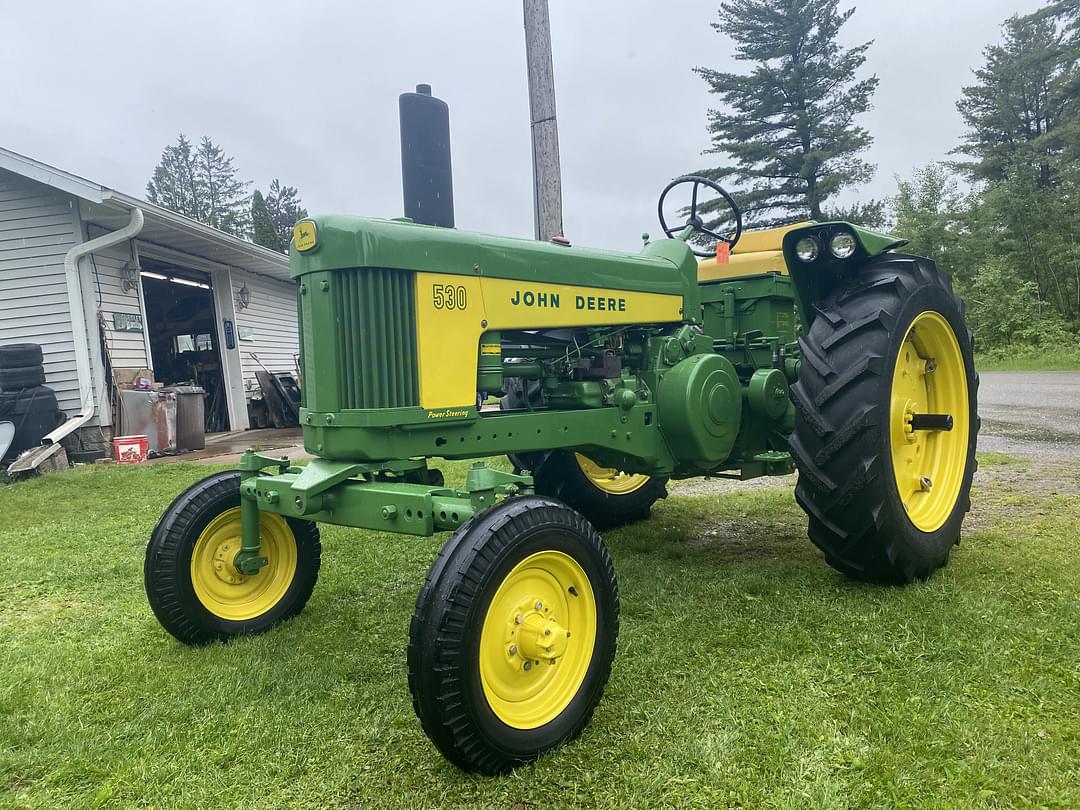 Image of John Deere 530 Primary image