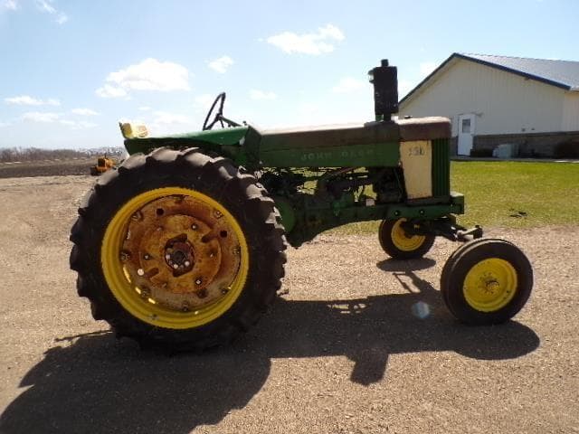 Image of John Deere 630 equipment image 3