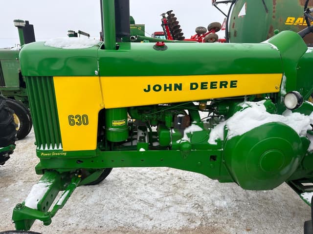 Image of John Deere 630 equipment image 3