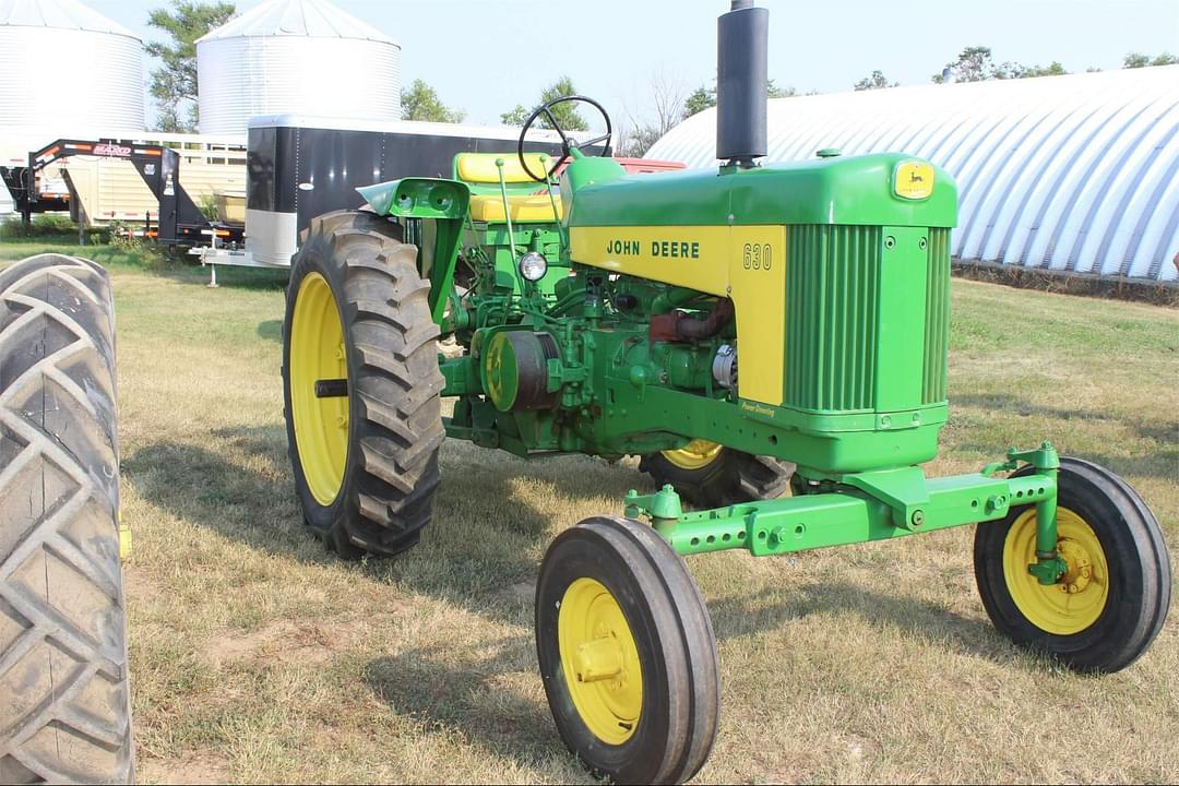 Image of John Deere 630 Primary image