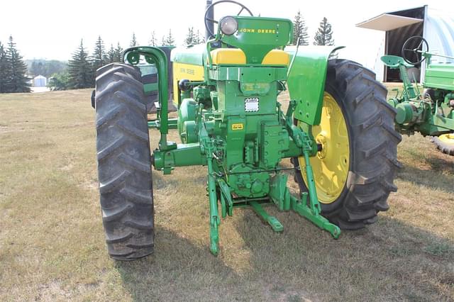 Image of John Deere 630 equipment image 2