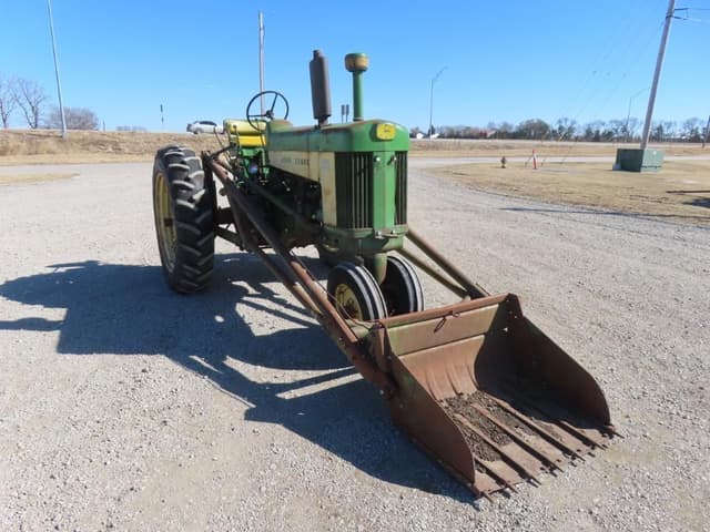 Image of John Deere 630 equipment image 3