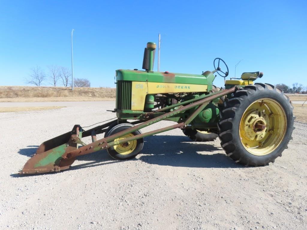 1959 John Deere 630 Equipment Image0