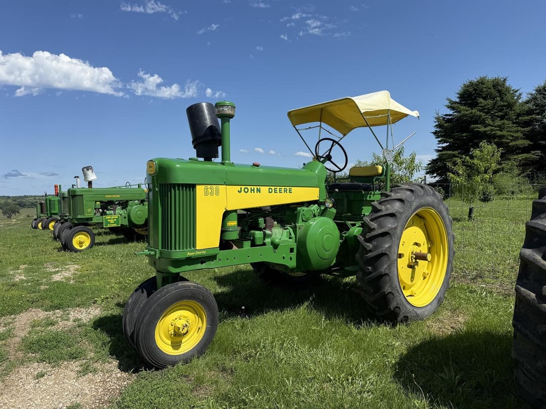 Image of John Deere 630 Primary image
