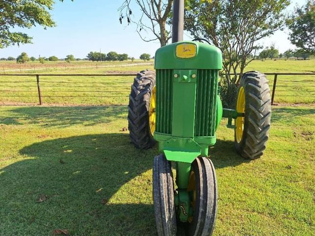 Image of John Deere 630 equipment image 1