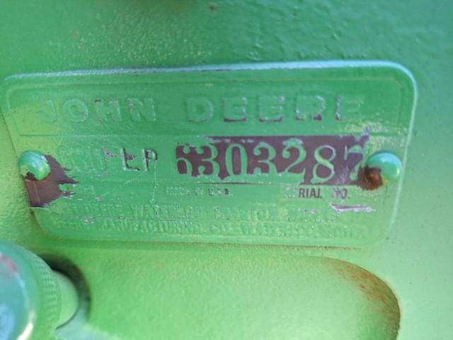 Image of John Deere 630 equipment image 4
