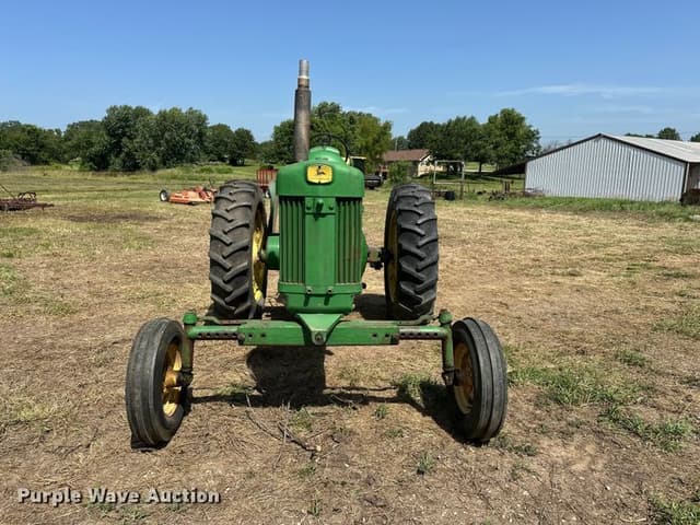 Image of John Deere 630 equipment image 1