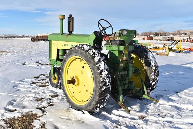 Image of John Deere 630 equipment image 3